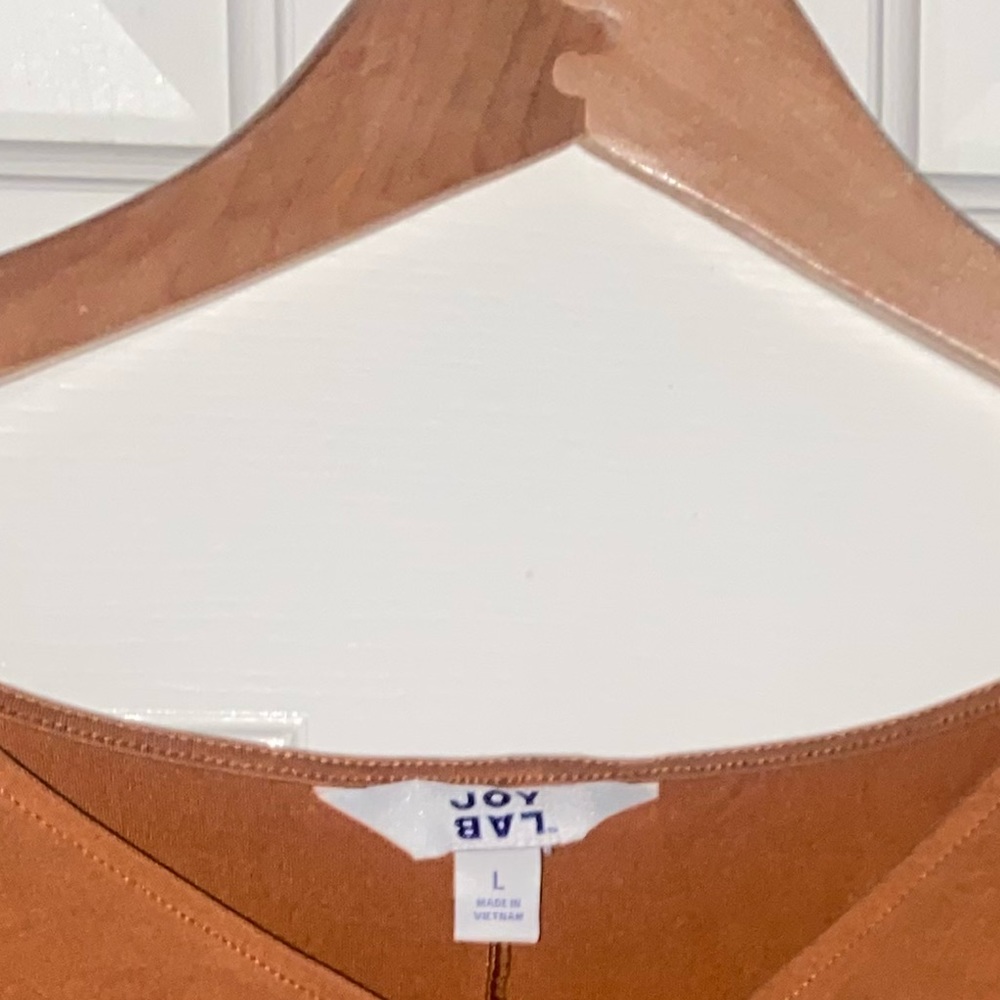 Beautiful copper rouched shirt - Picture 3 of 4